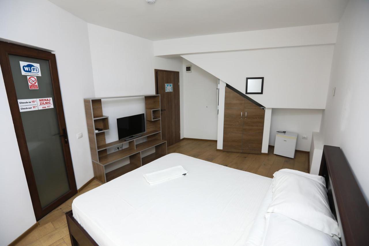 Economy Double Room,1001193702:JPEG