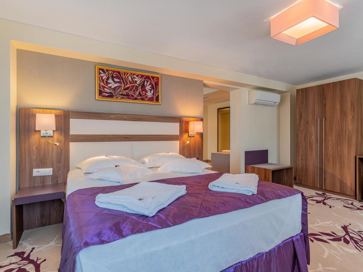 Two-Bedroom Suite,1006616275:JPEG