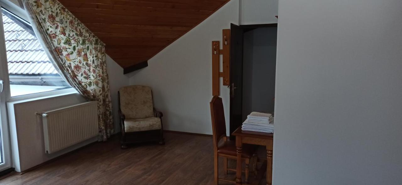 Triple Room with View,1087371988:JPEG