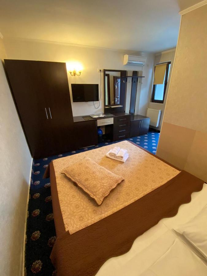 Double Room with Private Bathroom,1090170069:JPEG