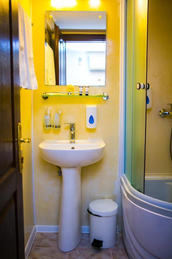 Standard Twin Room,1092086955:JPEG