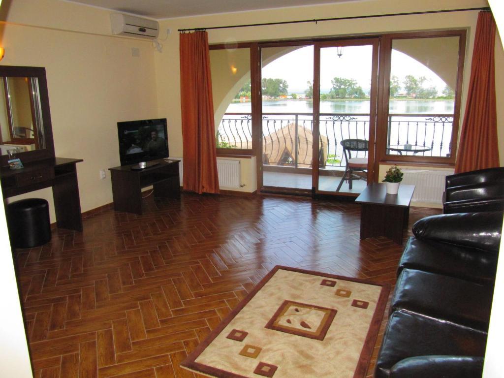 Apartament Duplex (3 adulţi)