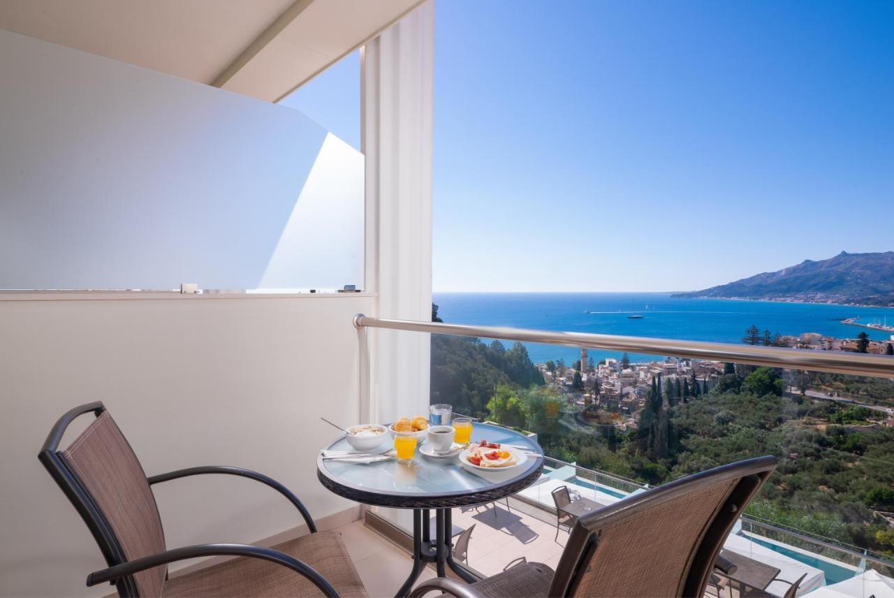 Cameră dublă/twin Deluxe cu vedere la mare