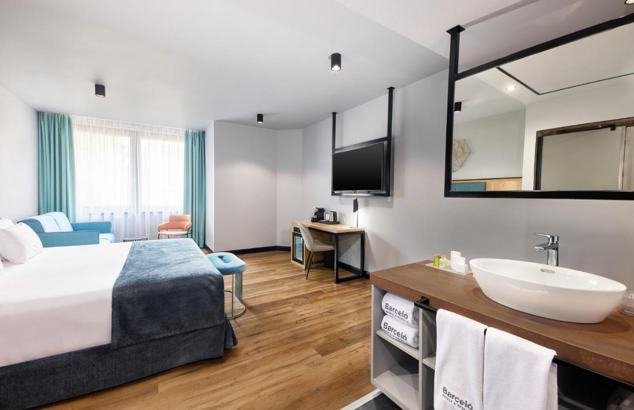 Cameră dublă sau twin Premium Deluxe