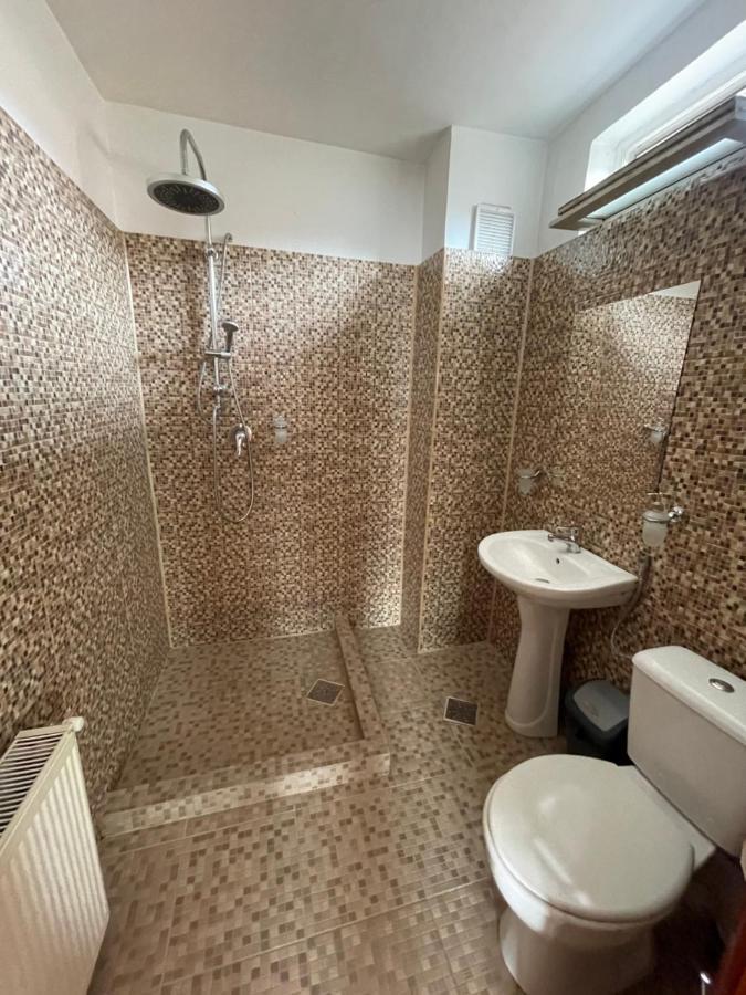 King Room,1184183692:JPEG