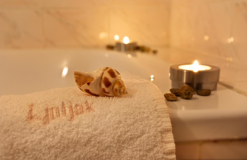 Standard Double Room,123121546:JPEG