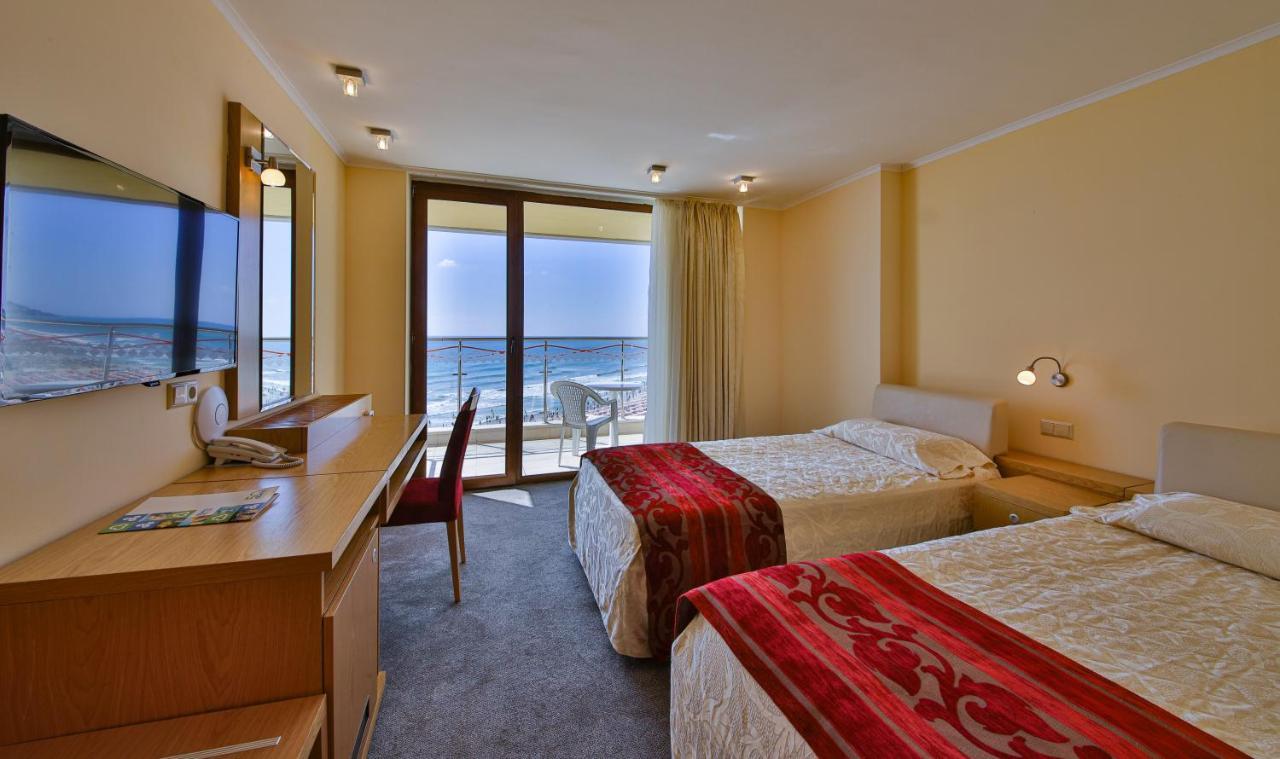 Apartament cu vedere la mare