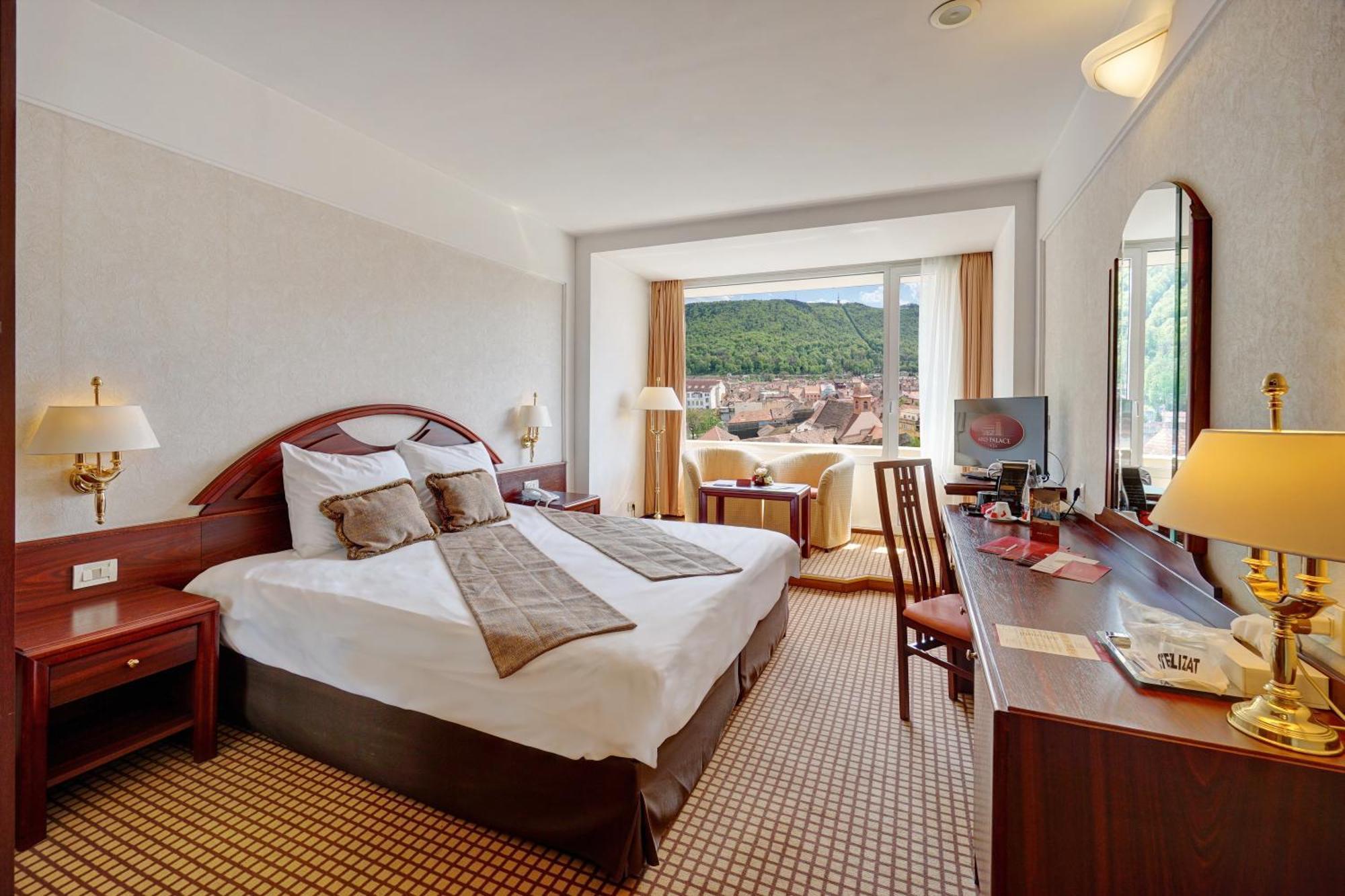 Cameră Queen cu pachet City Break