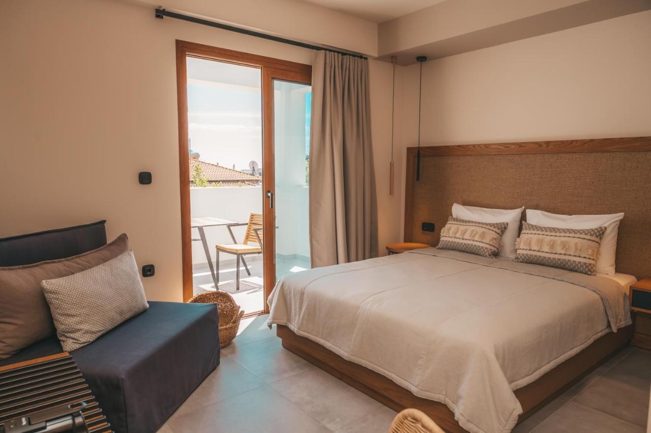 Cameră dublă Deluxe cu balcon și vedere la mare