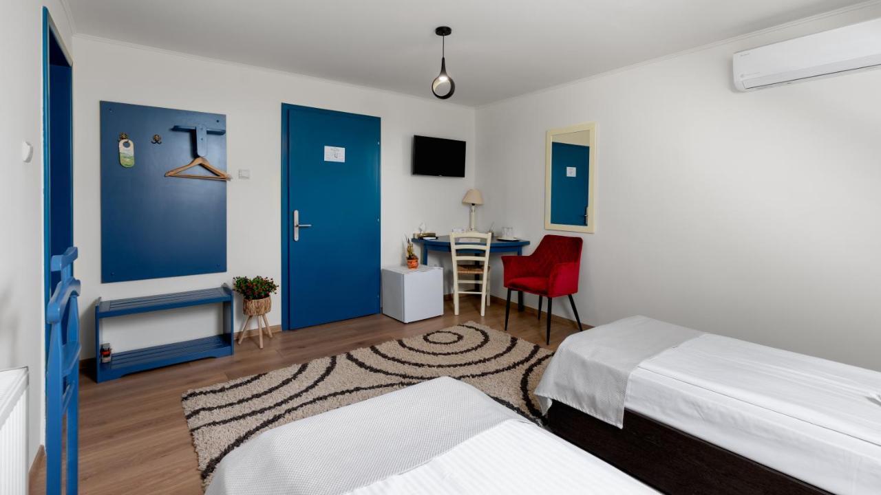 Double or Twin Room,1304909356:JPEG