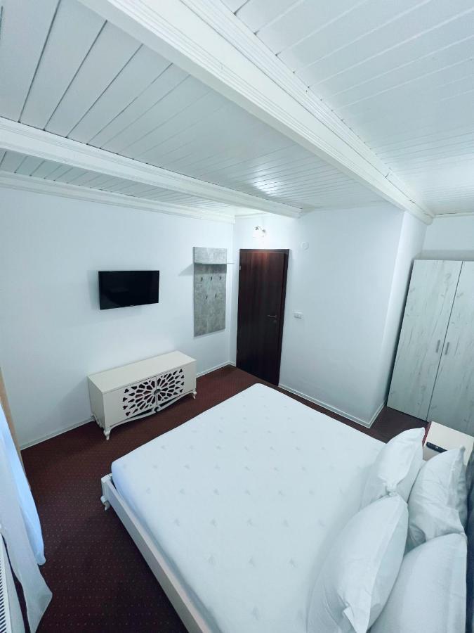 Apartament cu balcon