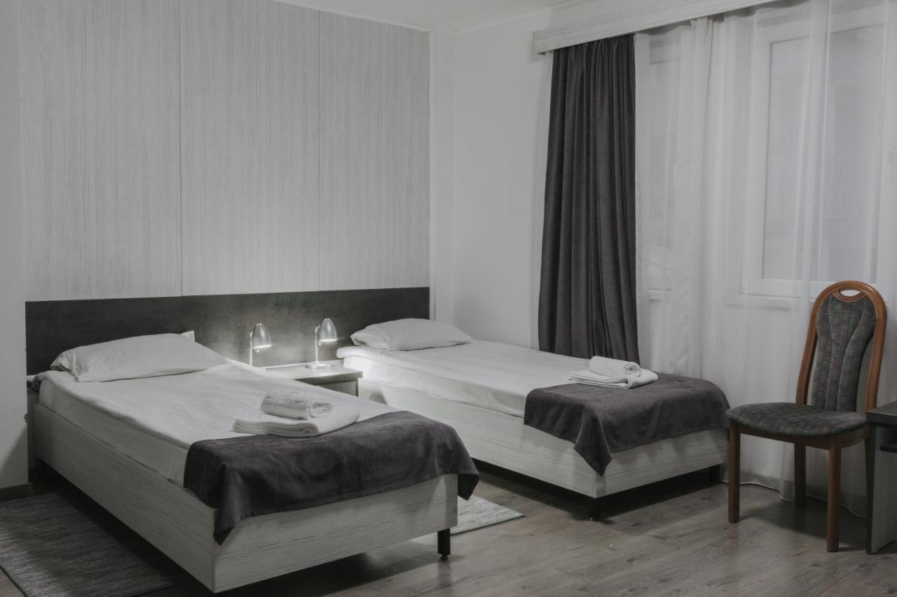 Twin Room,1346209796:JPEG