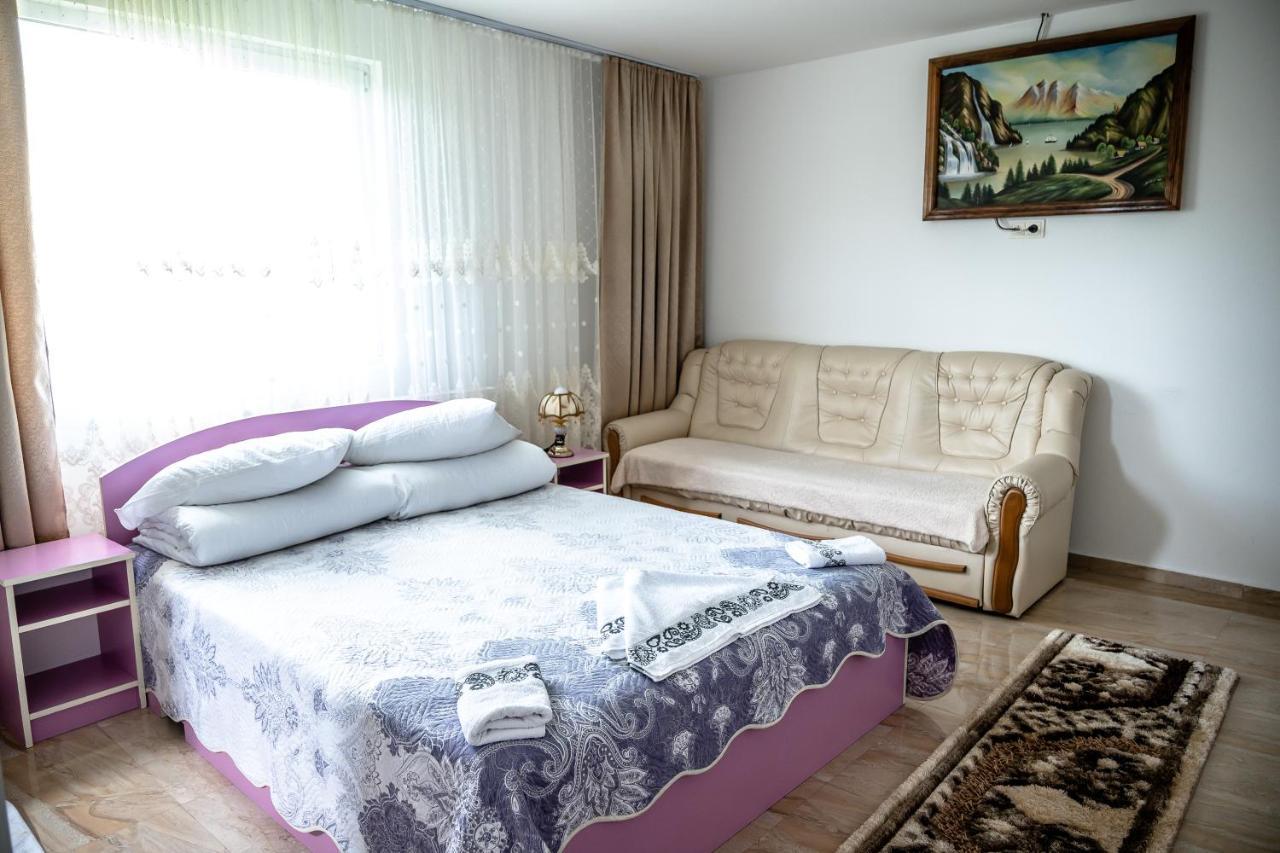 Cameră triplă standard