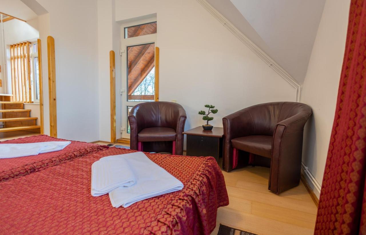 Two-Bedroom Suite,1380091493:JPEG