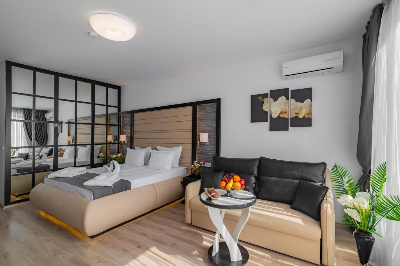 Premium Room with Balcony - Free Aquapark Access,1382173082:JPEG