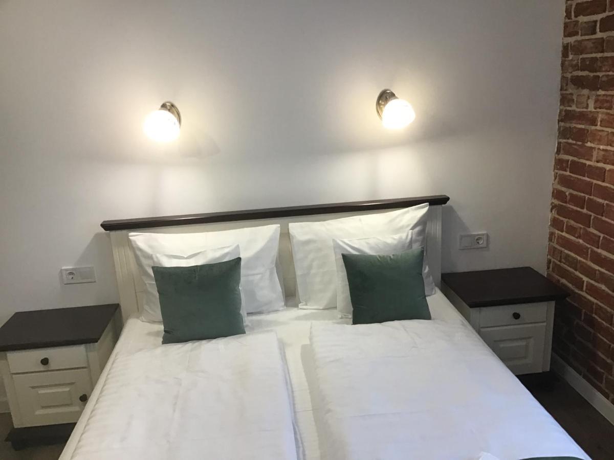 Double Room,1384927247:JPEG