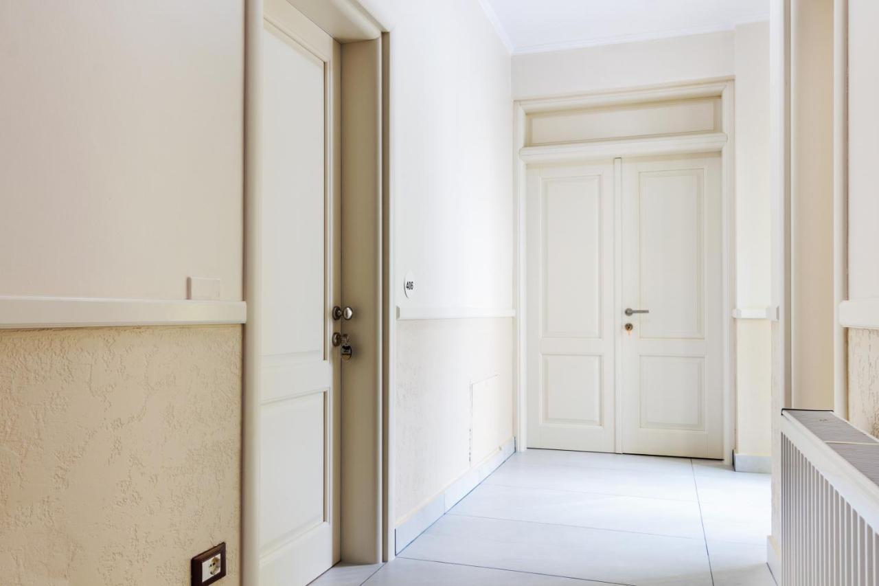 Double Room with Balcony,1393193519:JPEG