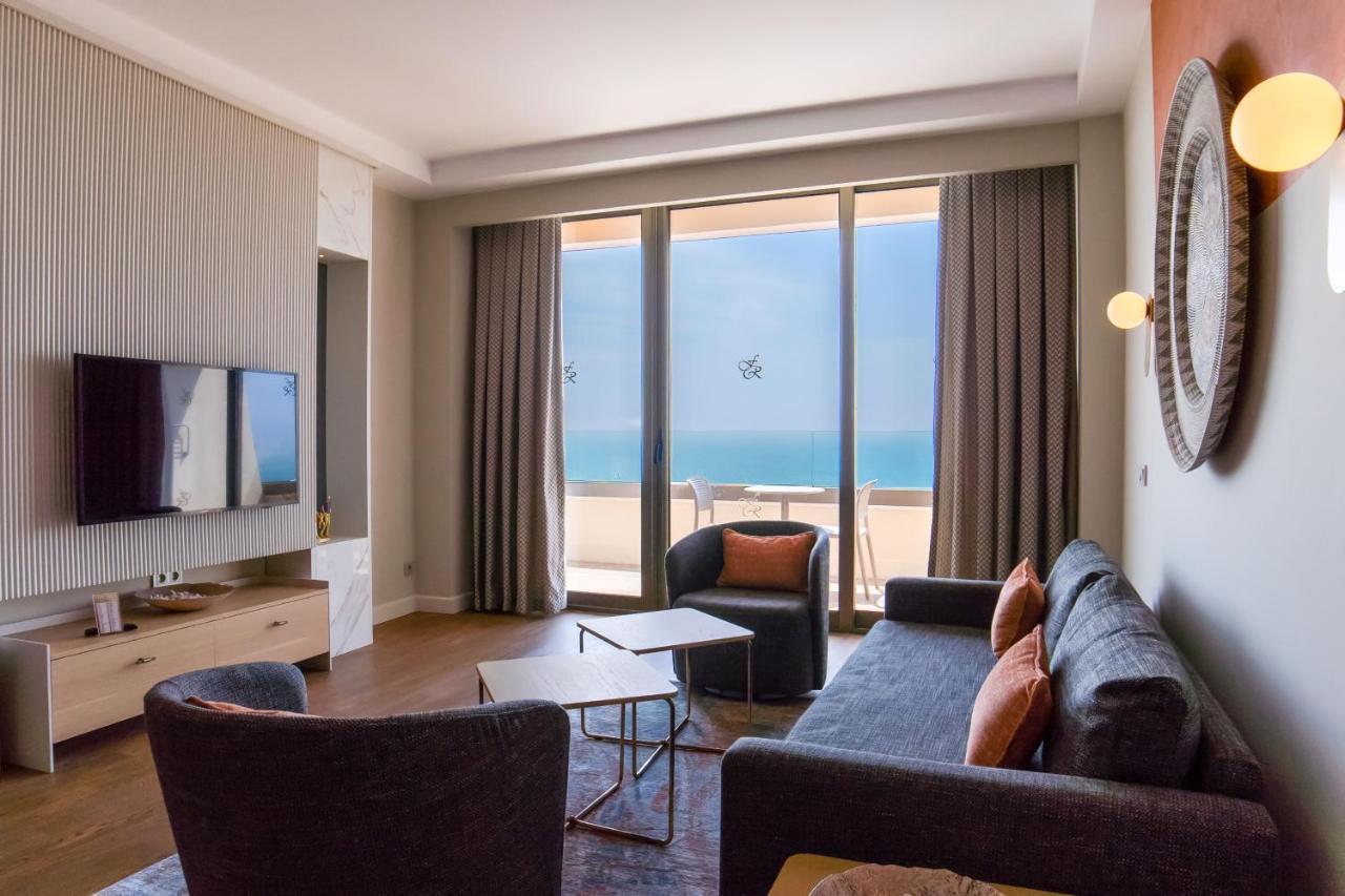 Deluxe Suite,1566952352:JPEG