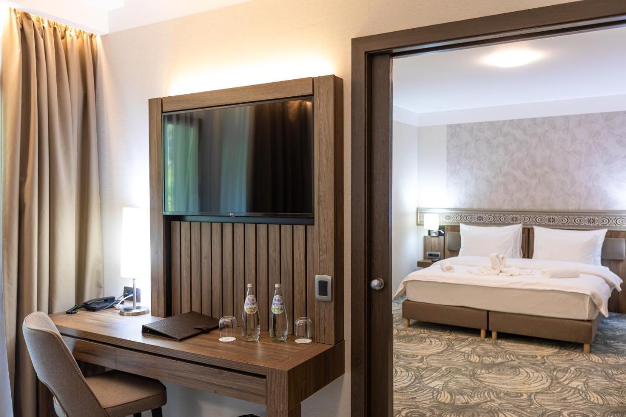 Apartment,1466242793:JPEG