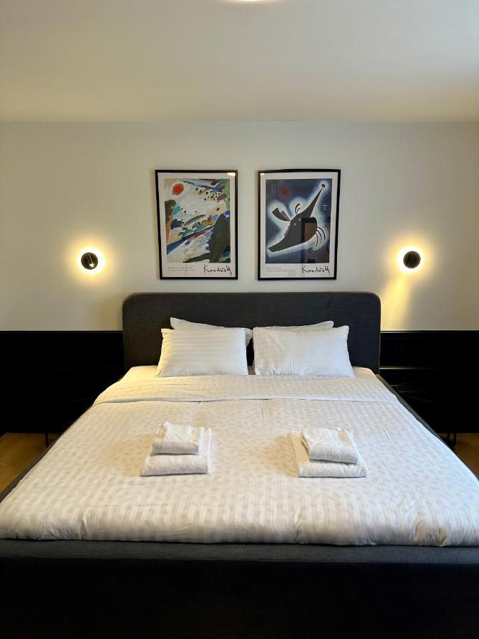 Double Room,1498537192:JPEG
