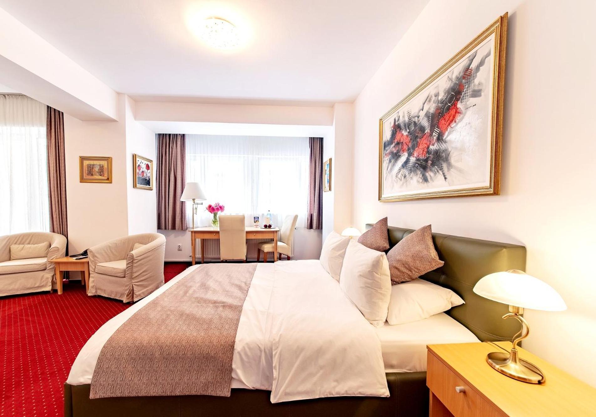 Cameră Queen cu balcon