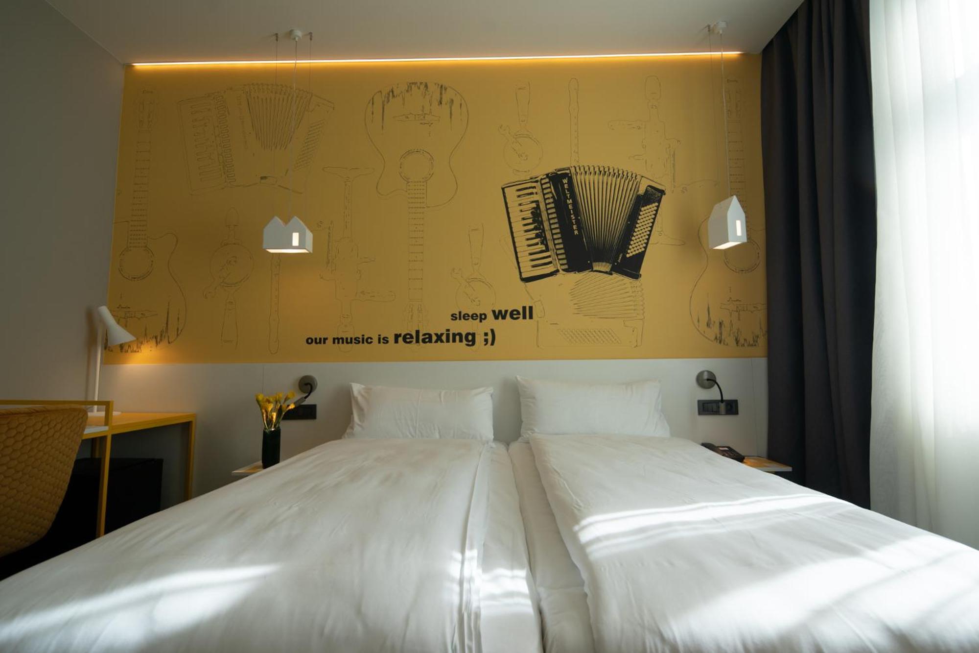 Superior Room Two Zip-Beds,1508719141:JPEG