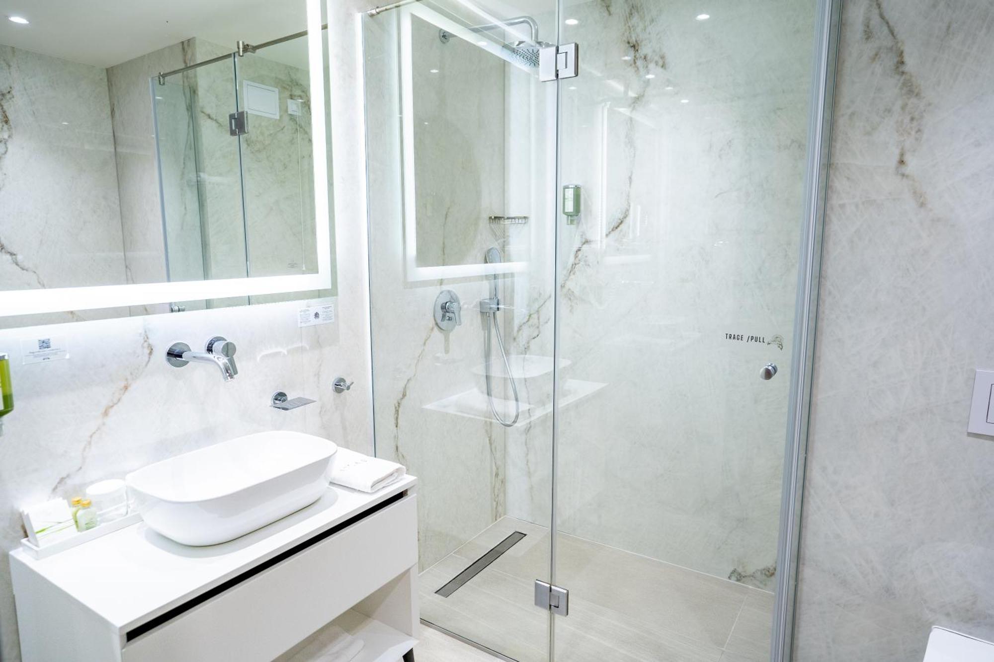 Double or Twin Room,1619279090:JPEG