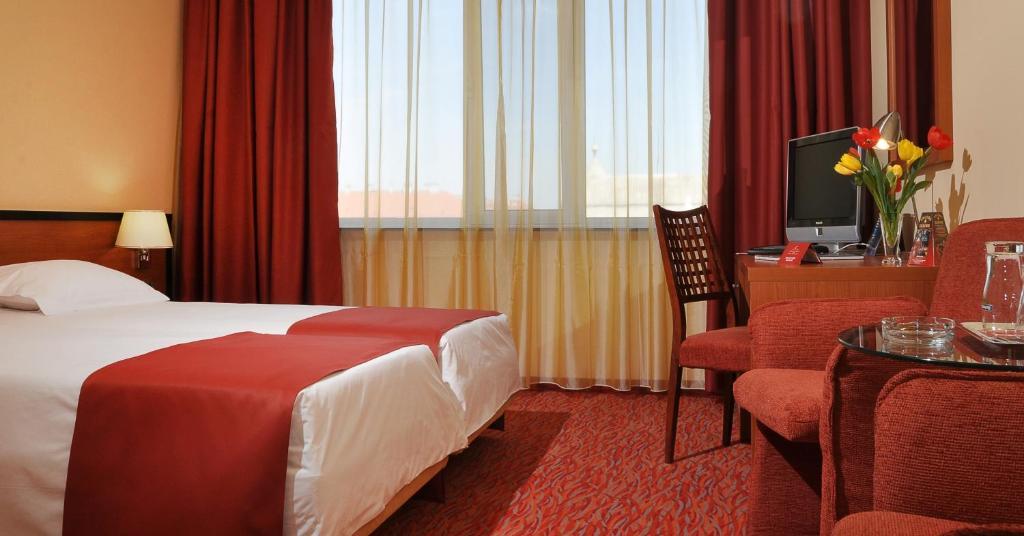 Twin Room,917233933:JPEG