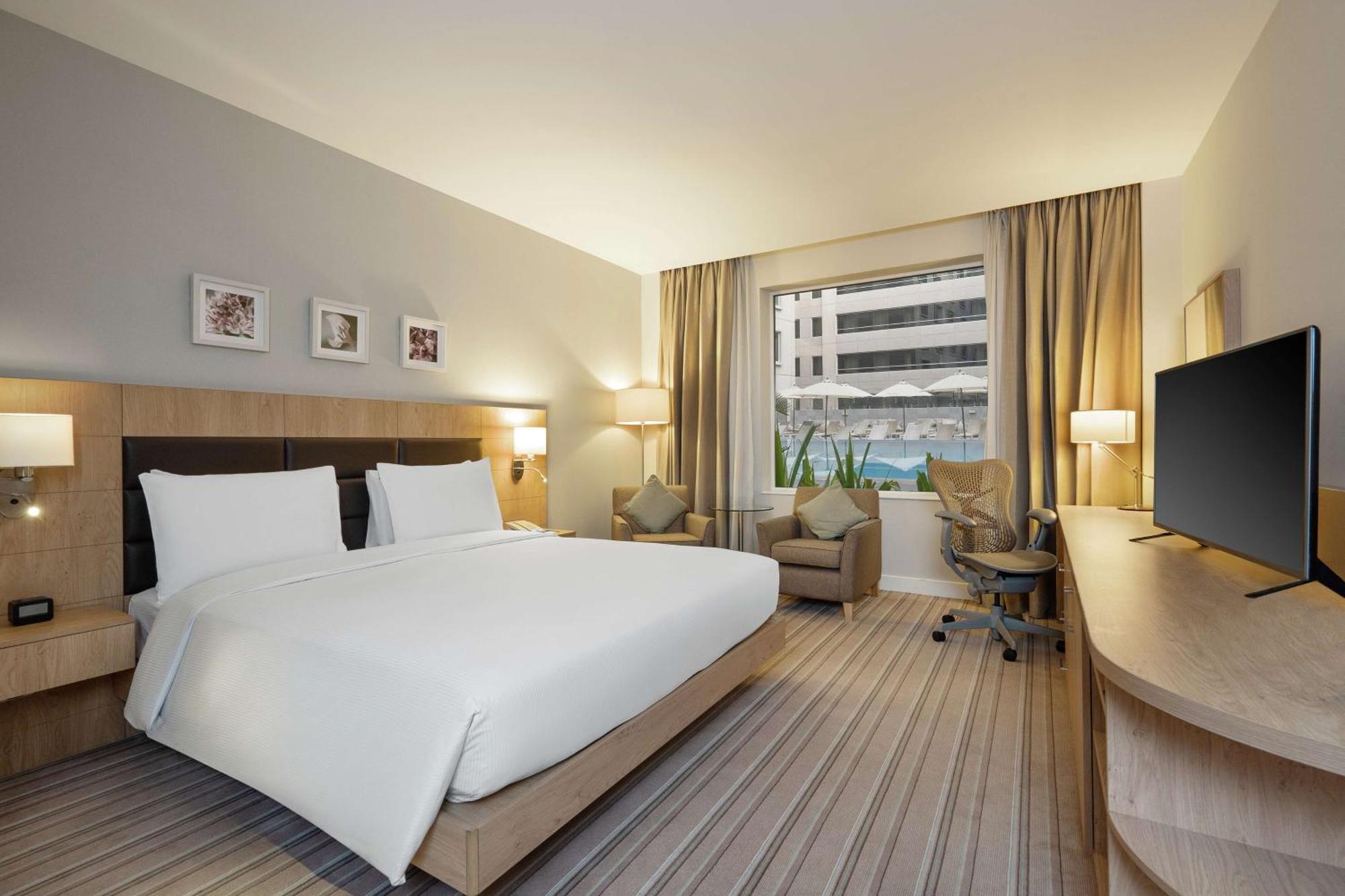 One-Bedroom King Suite