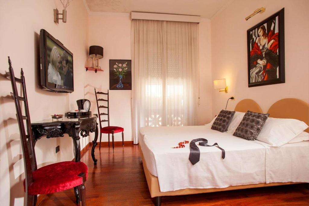 Double or Twin Room,959383522:JPEG