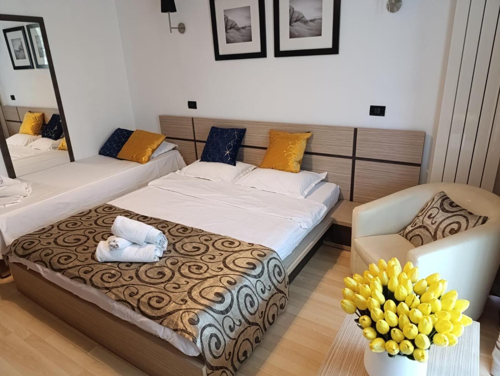 Double Room Extra Bed,1113451344:JPEG