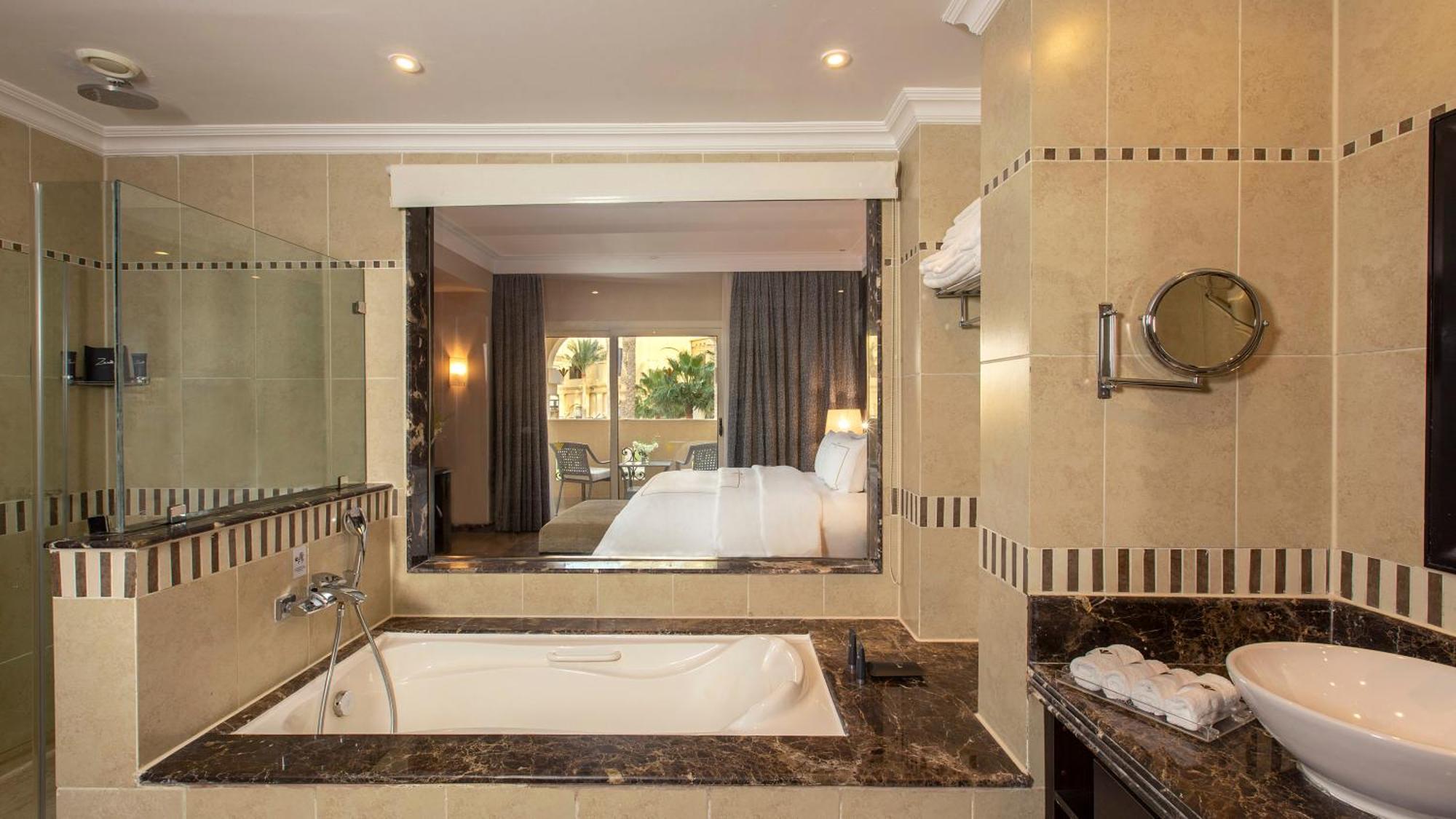 Diplomatic Suite
