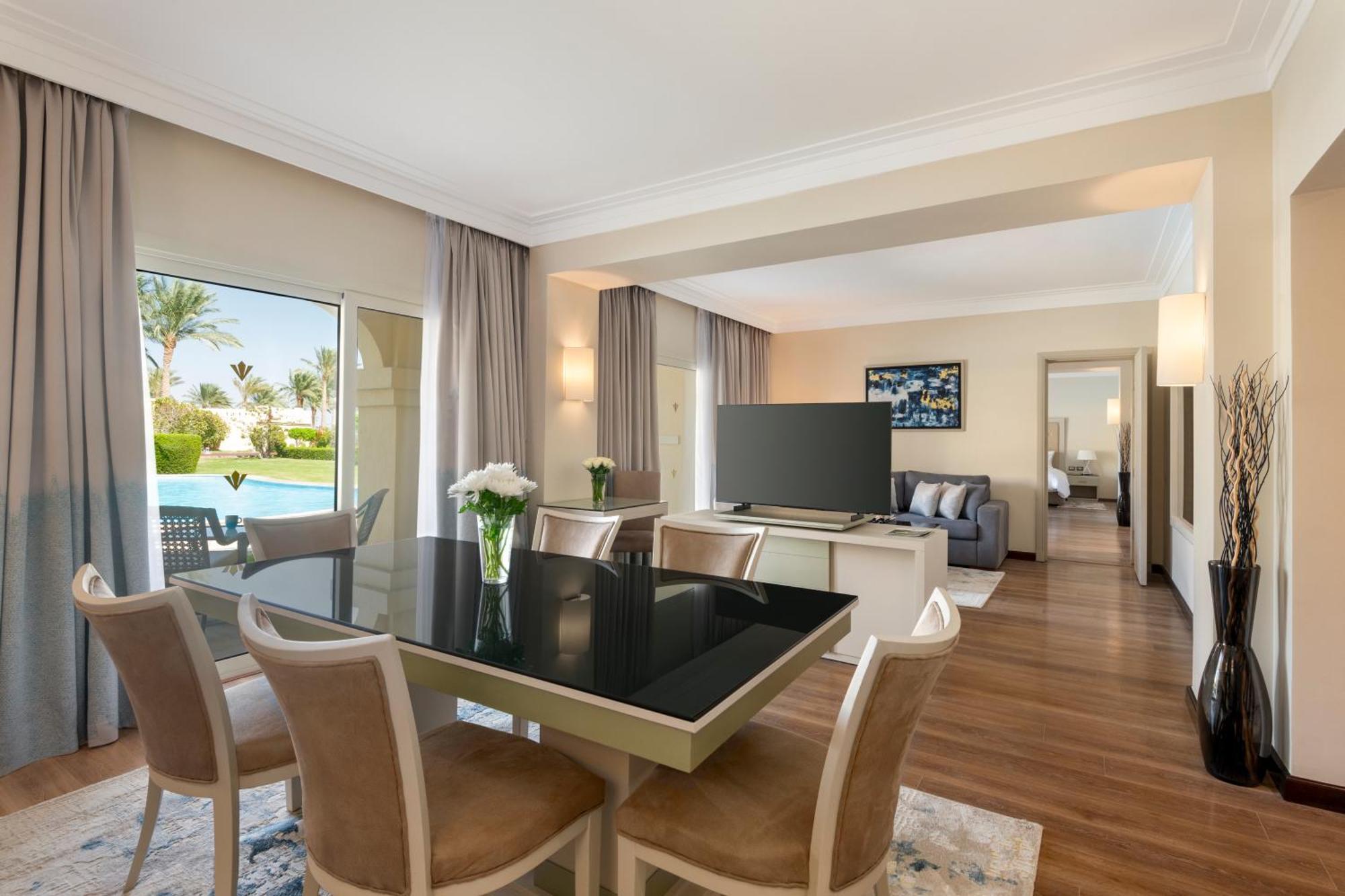Diplomatic Suite