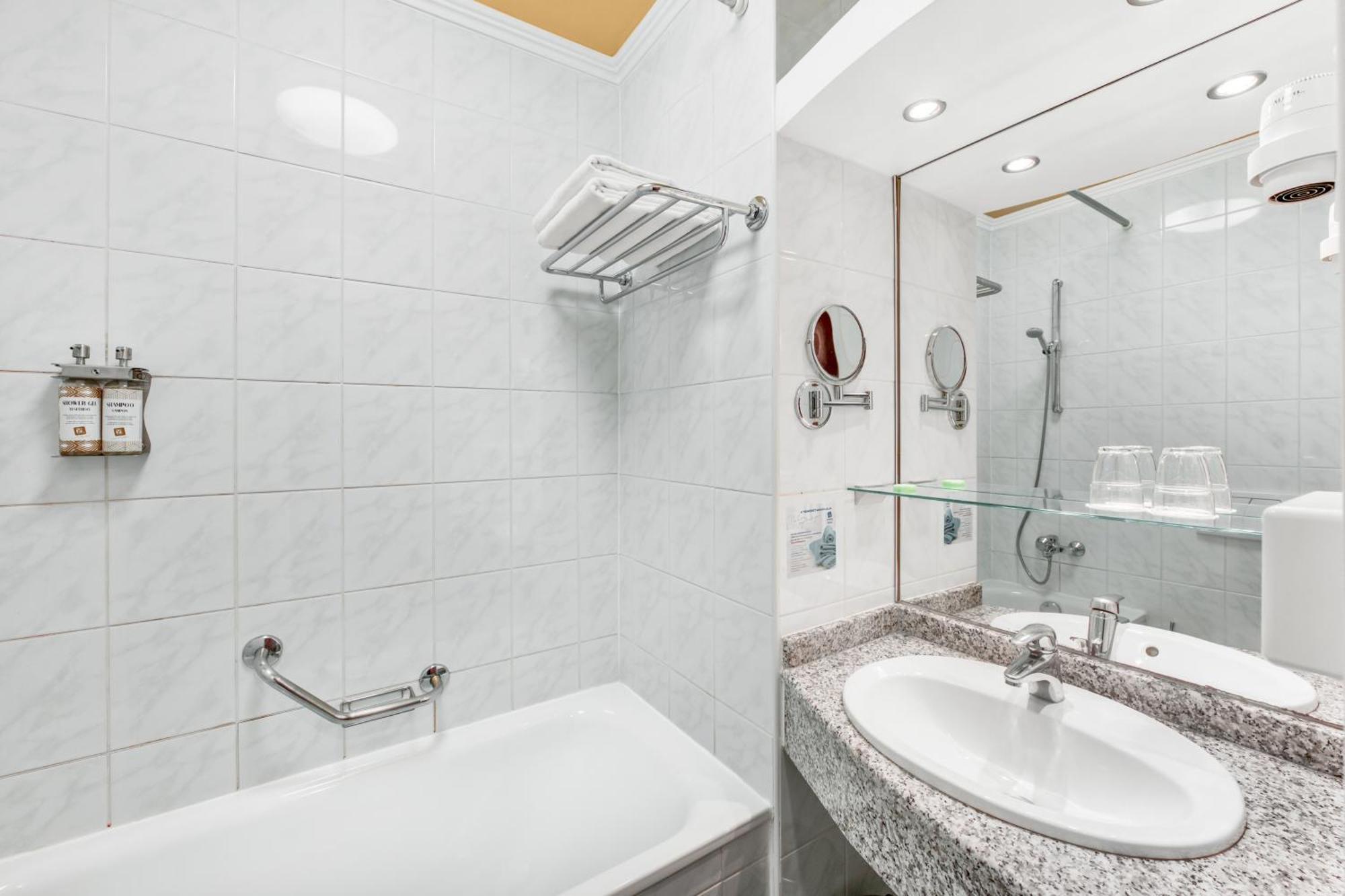 Superior Double Room,1602323885:JPEG