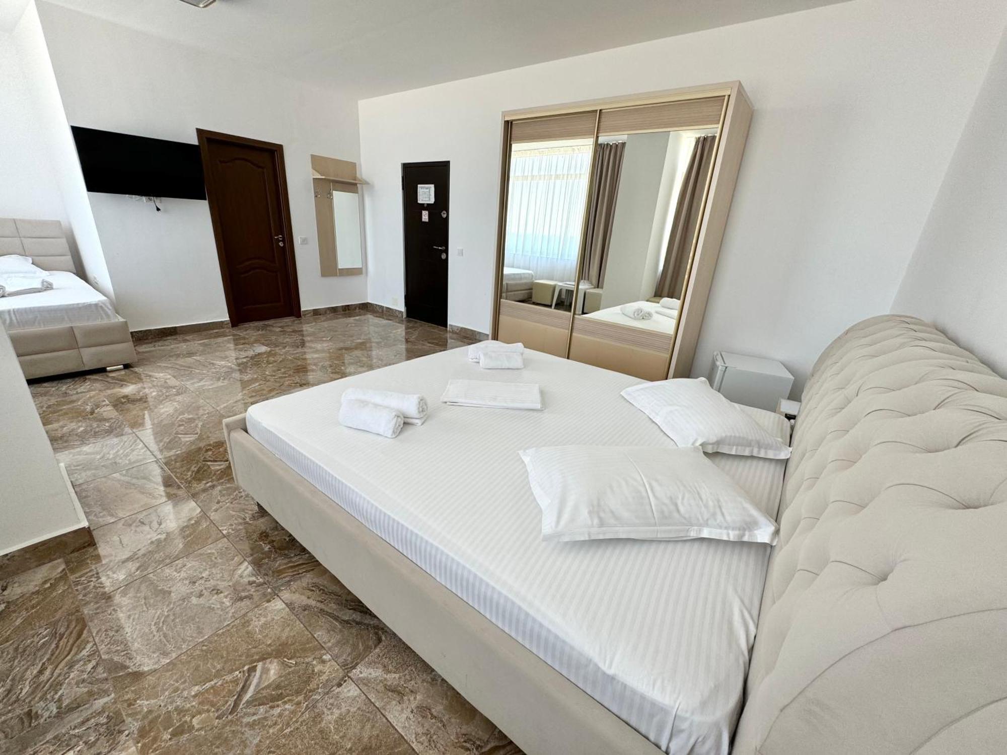 Triple Room with Sea View without Blacony,1605232567:JPEG