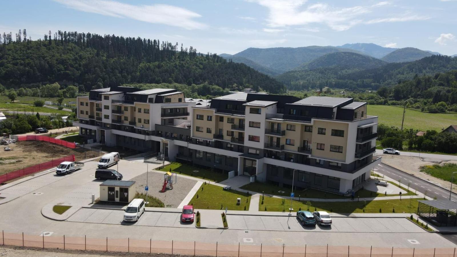 Apartament cu vedere la munte