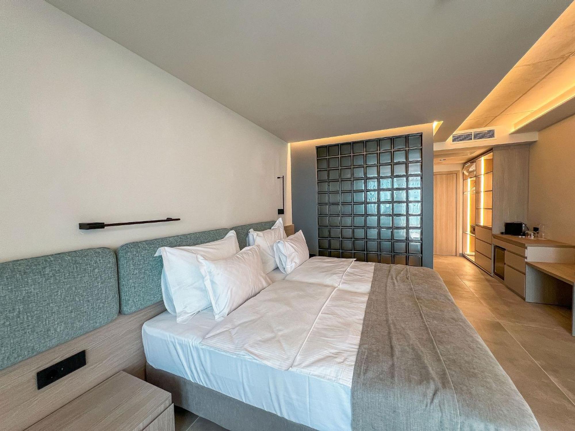 Cameră Dublă Deluxe - 2 adulți/cu acces nelimitat la Centrul Spa Calma