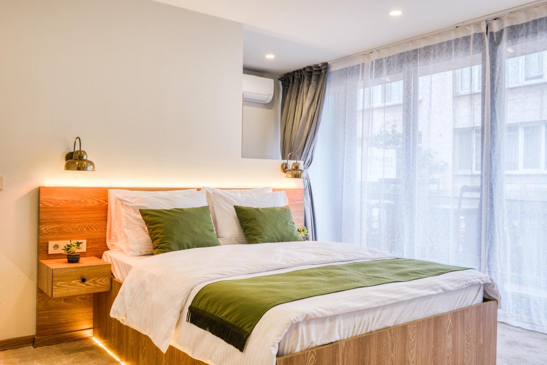 Cameră dublă Deluxe cu balcon