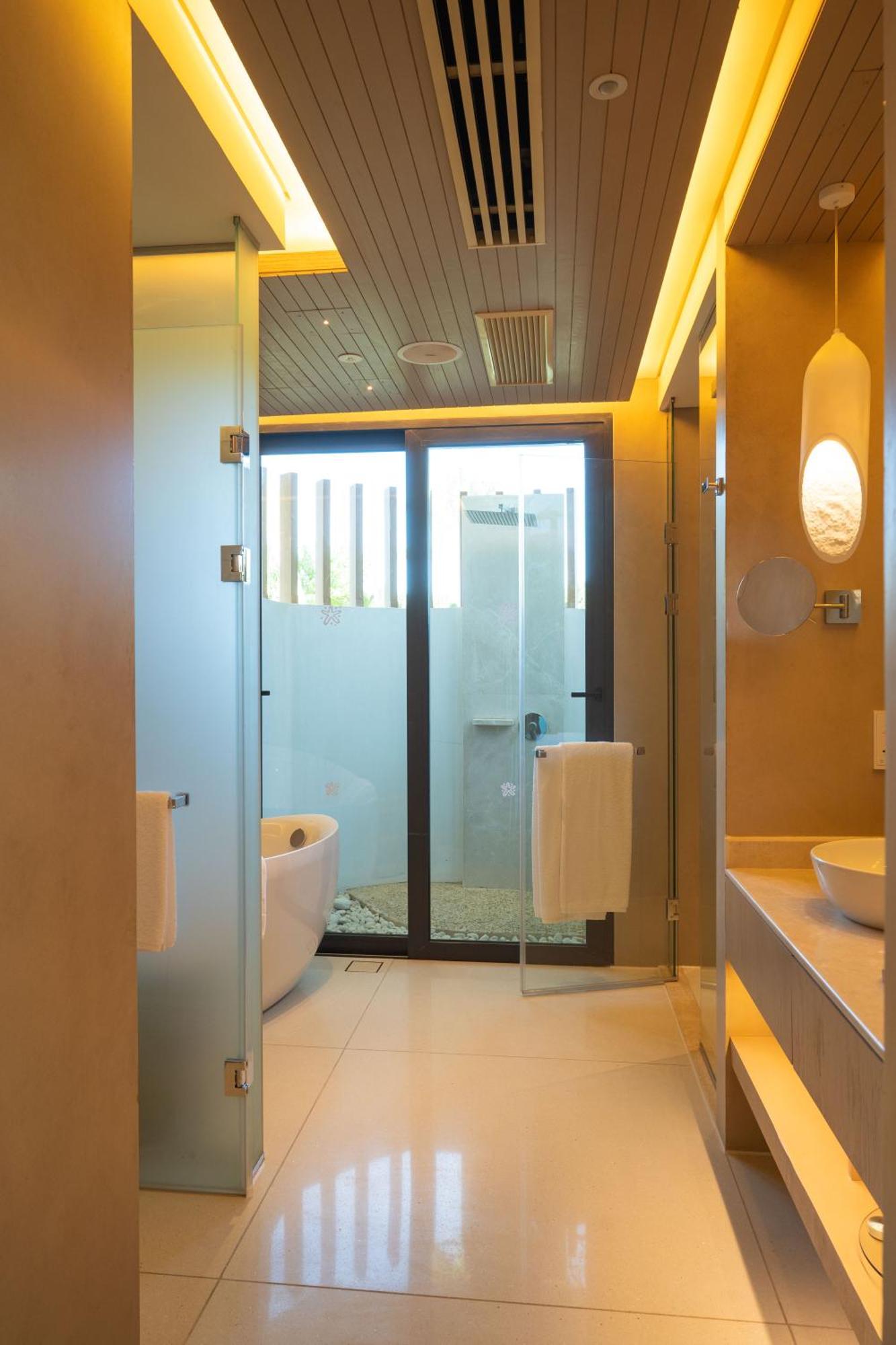 Beach Bungalow,1643279399:JPEG