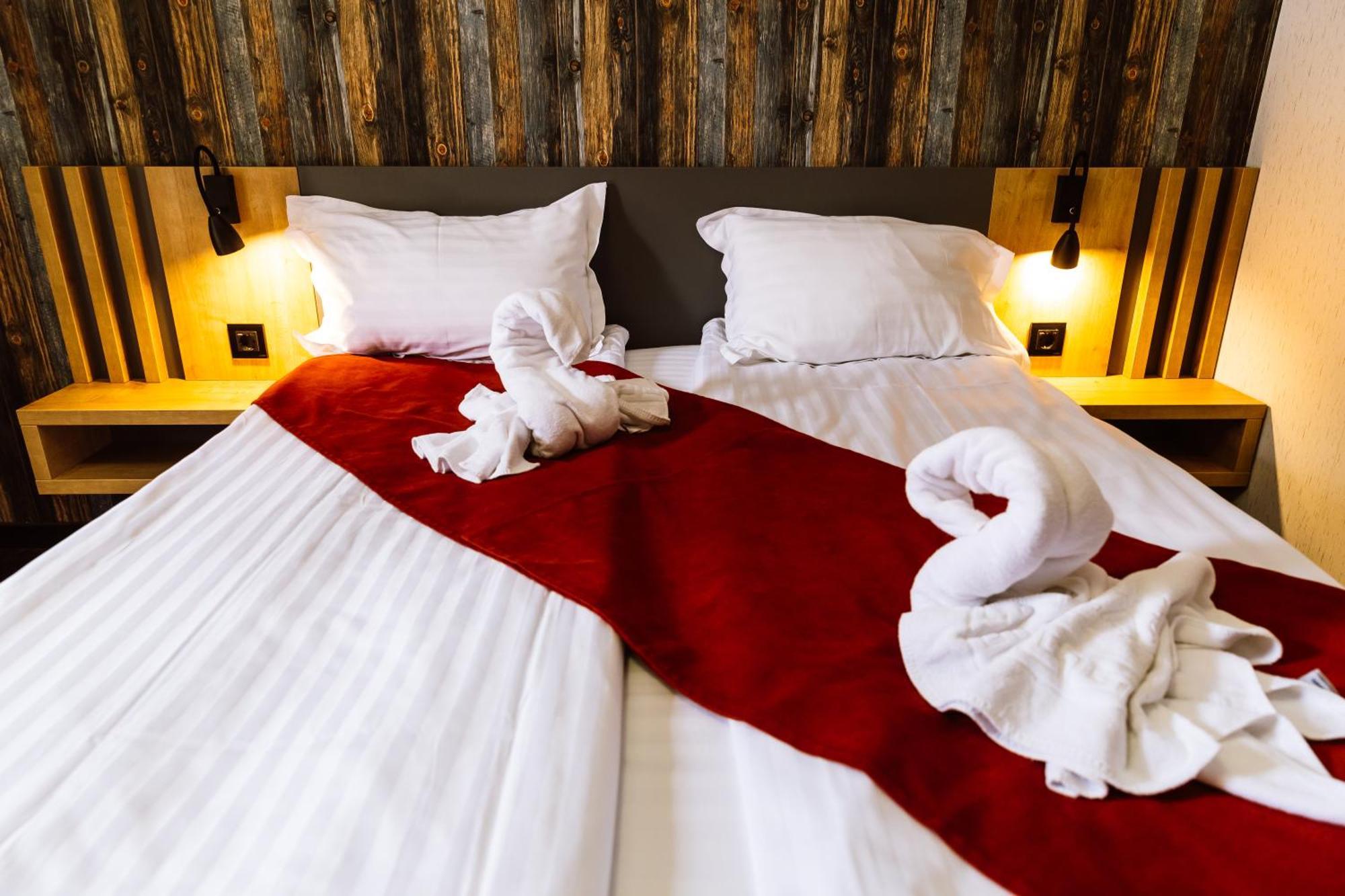 Double Room,1652775615:JPEG
