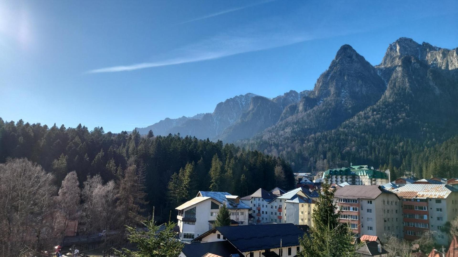 Double Room with Mountain View,1672649798:JPEG