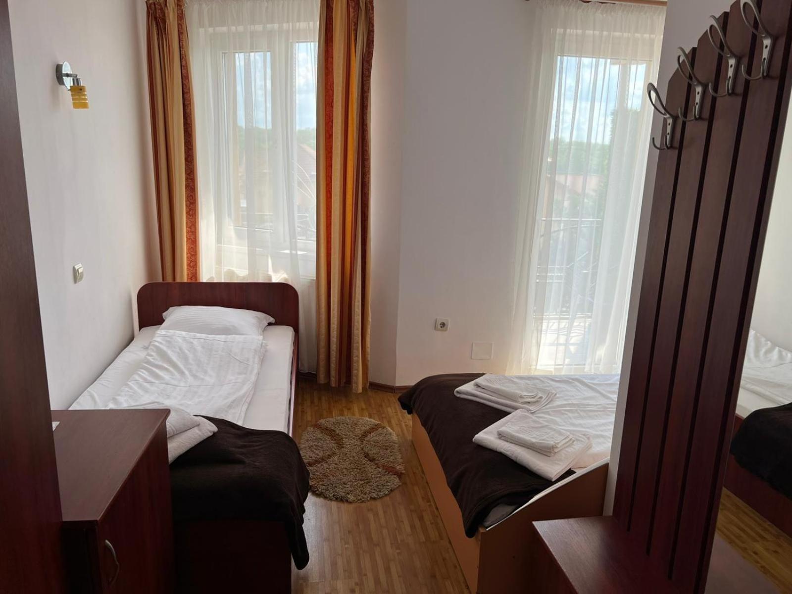 Double or Twin Room,1688603672:JPEG