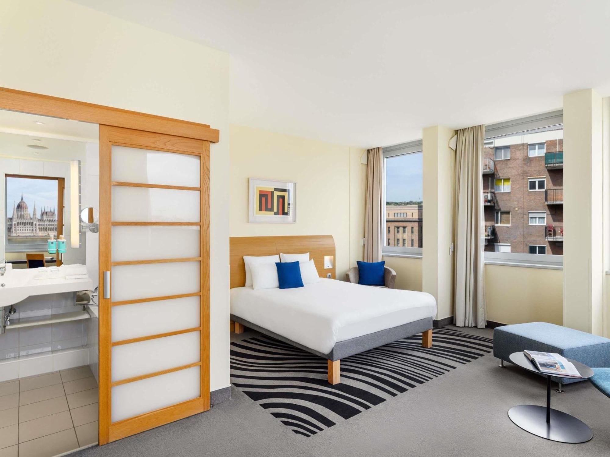 Junior Suite,1704837466:JPEG