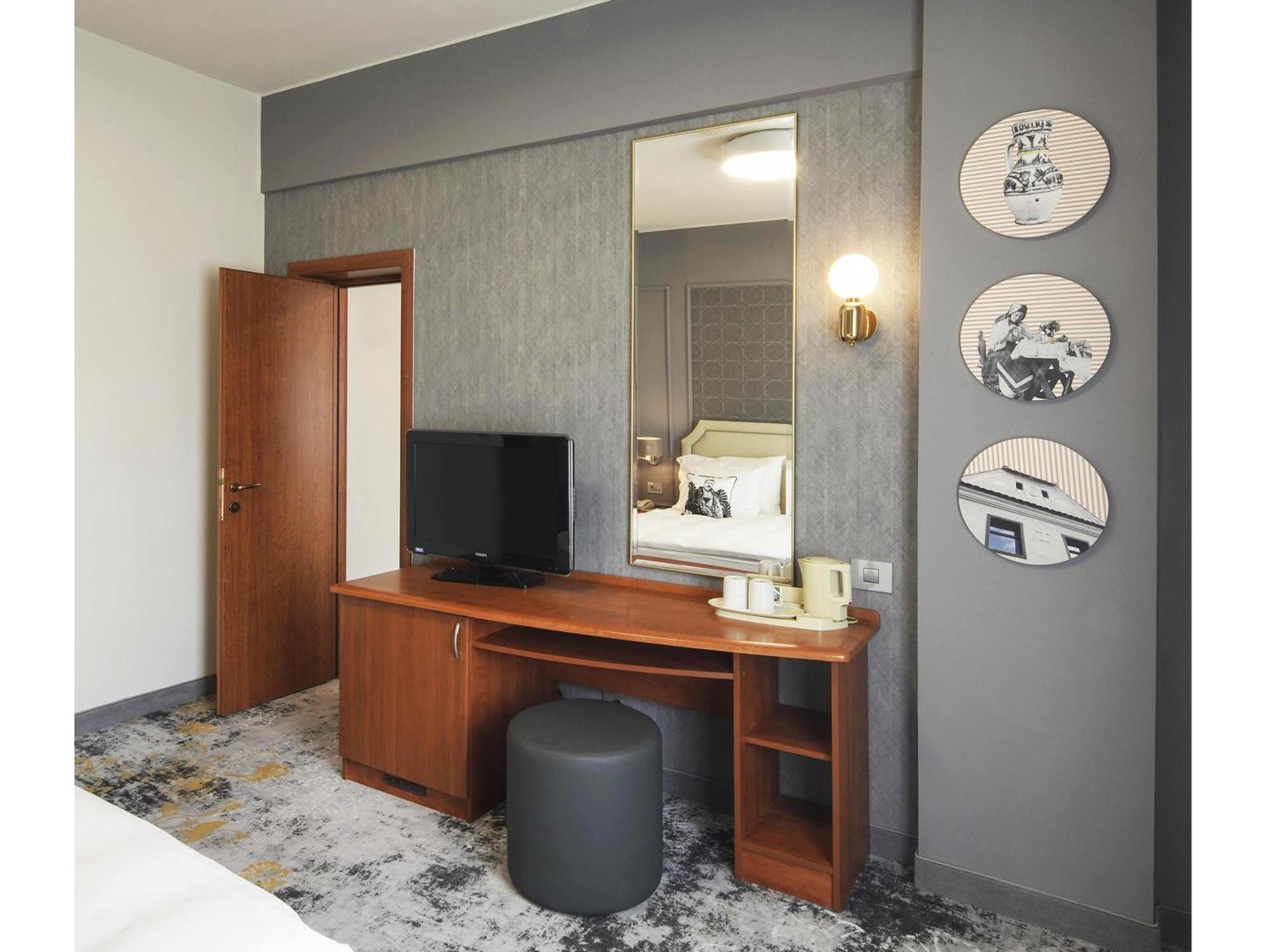 Junior Suite,1716995935:JPEG