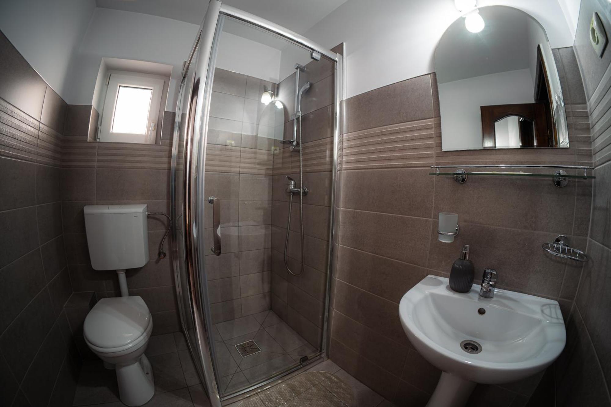 Double Room with Private Bathroom,1743225762:JPEG