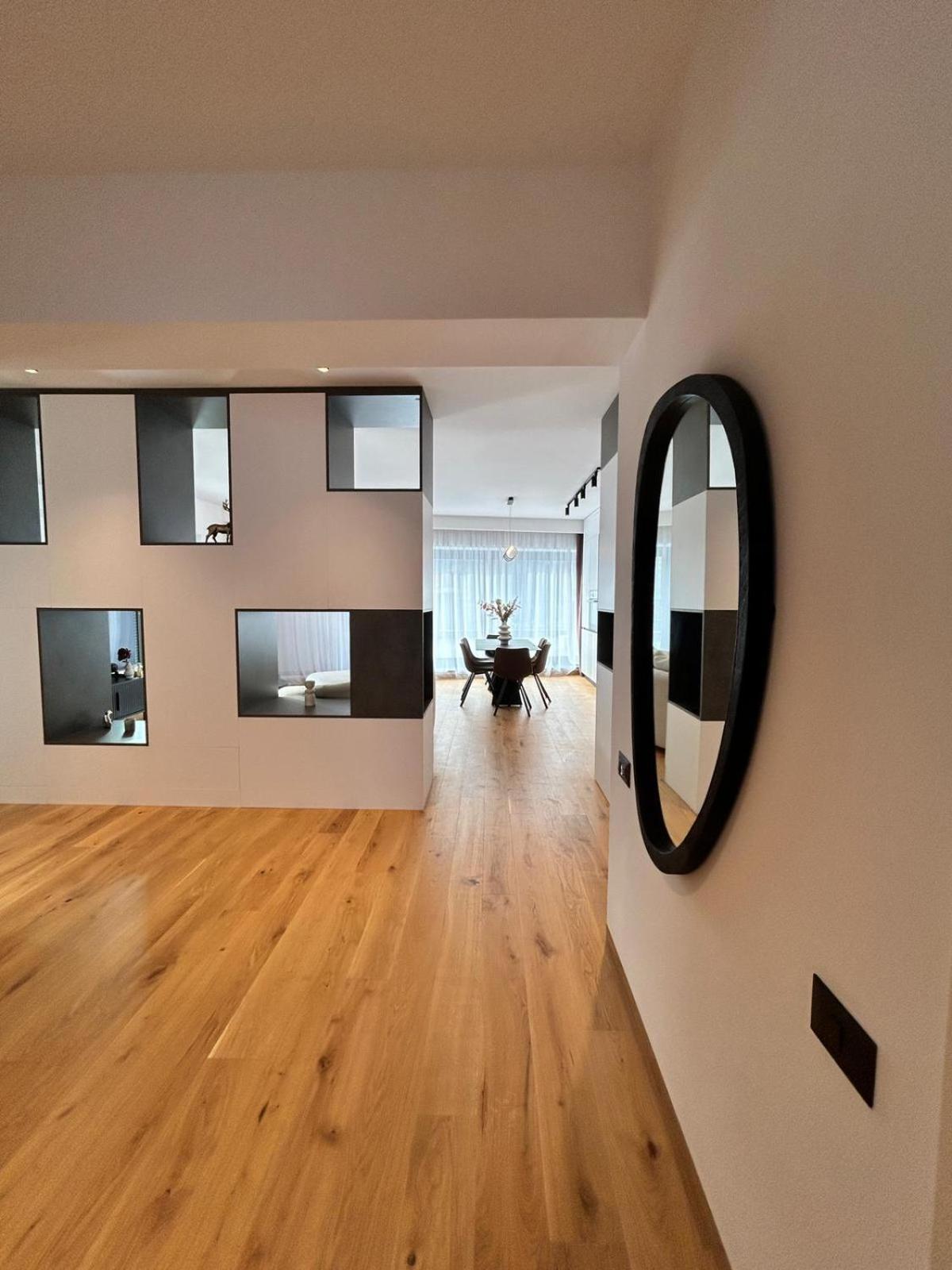 Three-Bedroom Deluxe Apartment,1744101957:JPEG