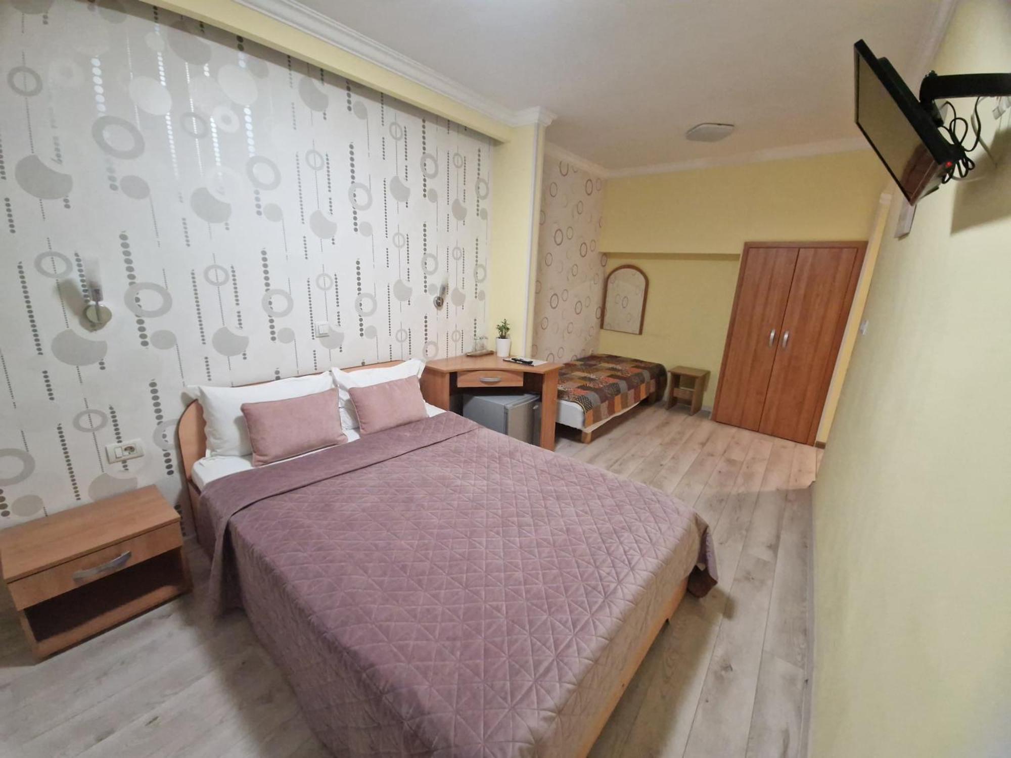 Triple Room with City View,1746878948:JPEG