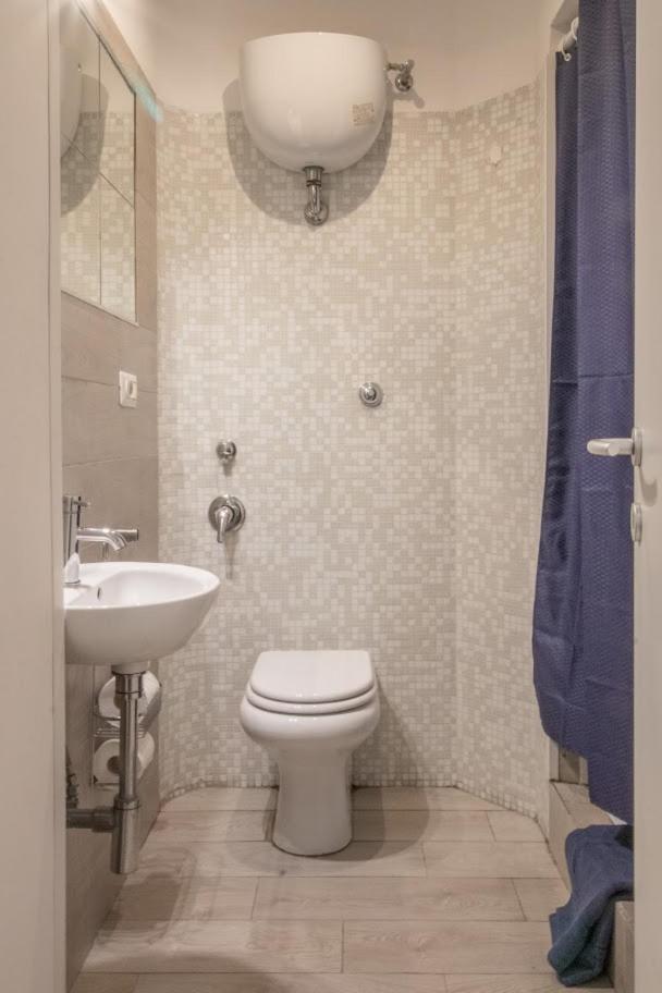 Cameră triplă