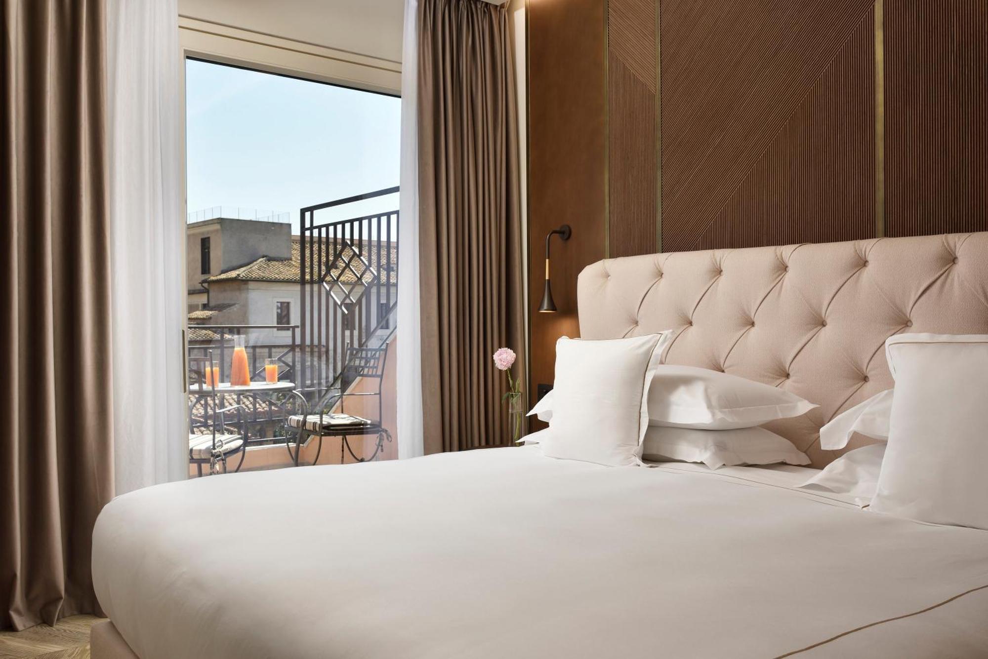 One Bedroom Suite with Jacuzzi & City view