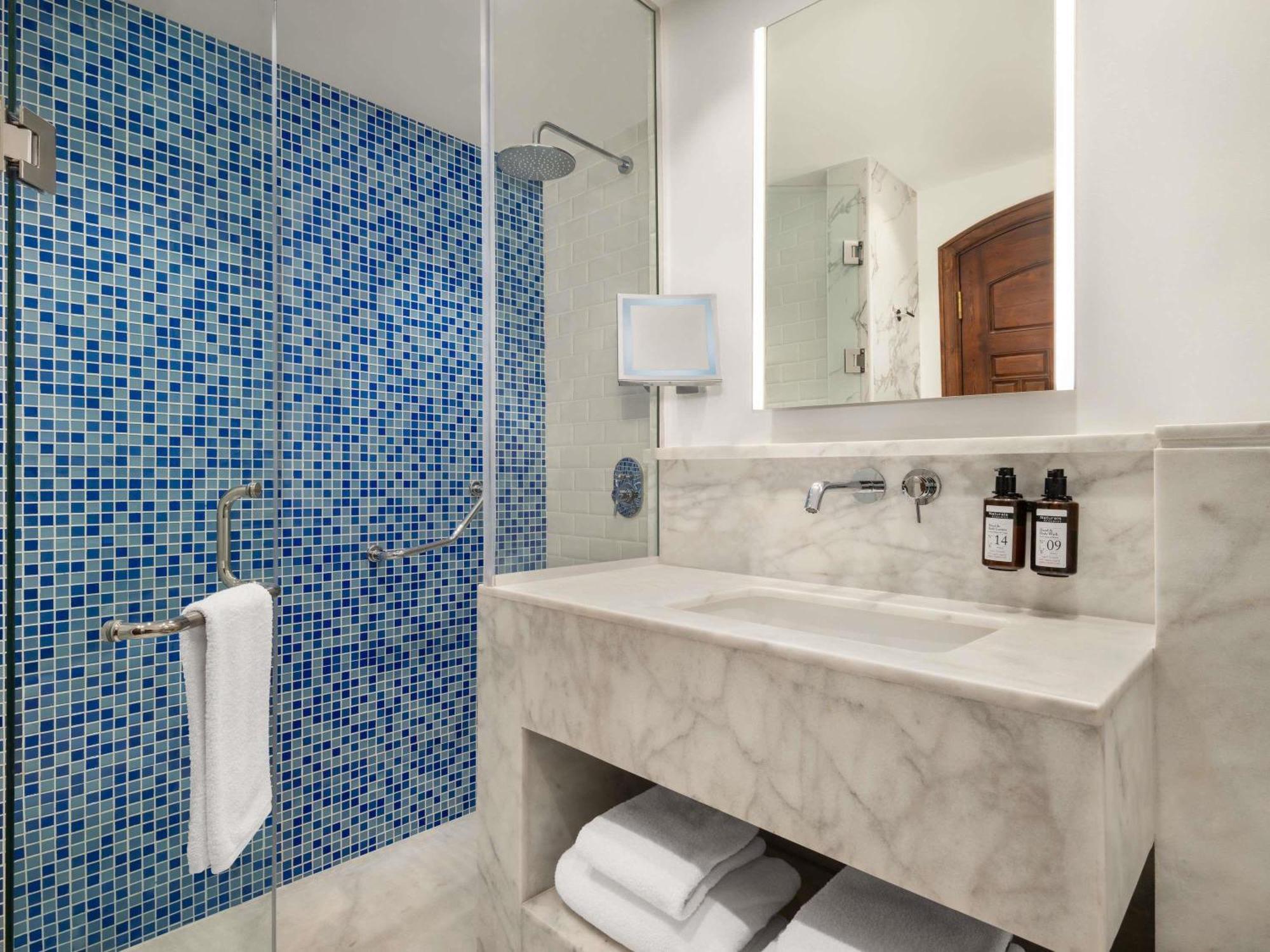 Superior Twin Room Sea View